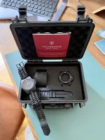 Victorinox I.n.o.x. Carbon Analogue wristwatch